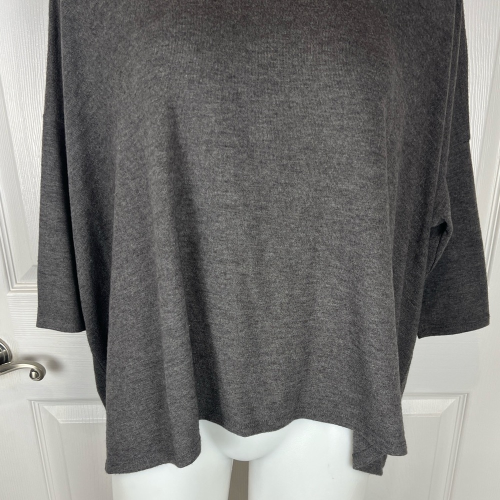 Stella & Dot women’s gray addy sweater poncho size Medium NWT - Picture 4 of 9